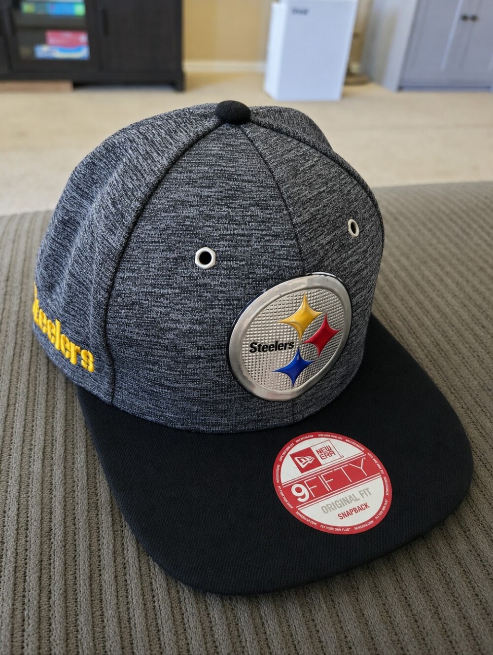 Pittsburgh Steelers New Era 9FIFTY Snapback Hat NFL Football Gray Black Cap